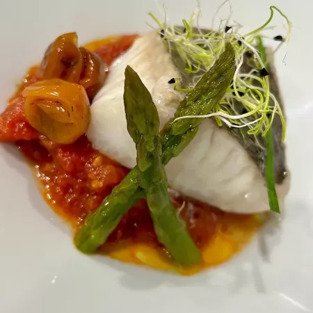 plato con pescado